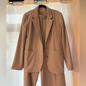 Elegant Pale Lavender Women's Blazer and Pants Set